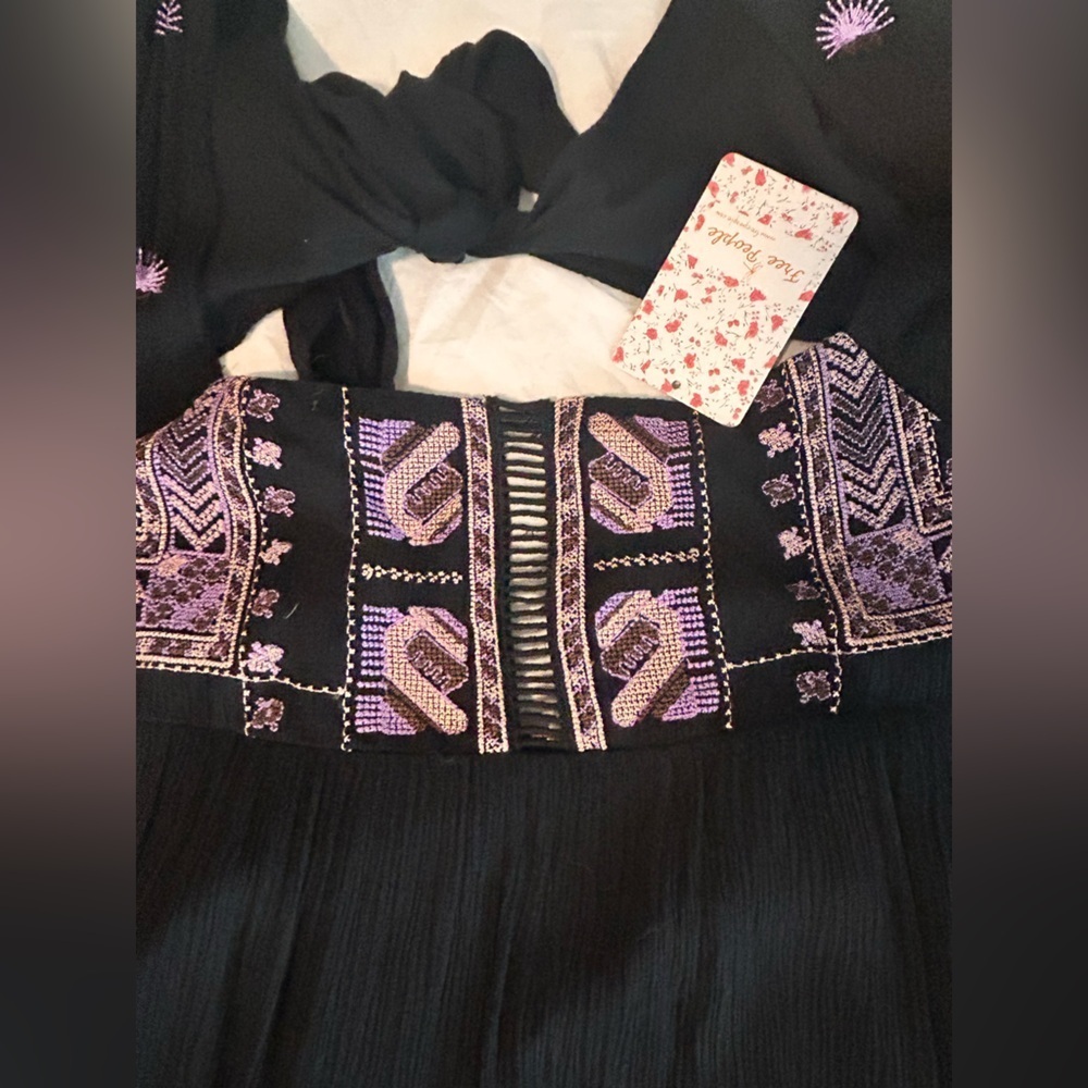 Free People RHIANNON EMBROIDERED PEASANT MINI DRESS BLACK - Picture 8 of 15
